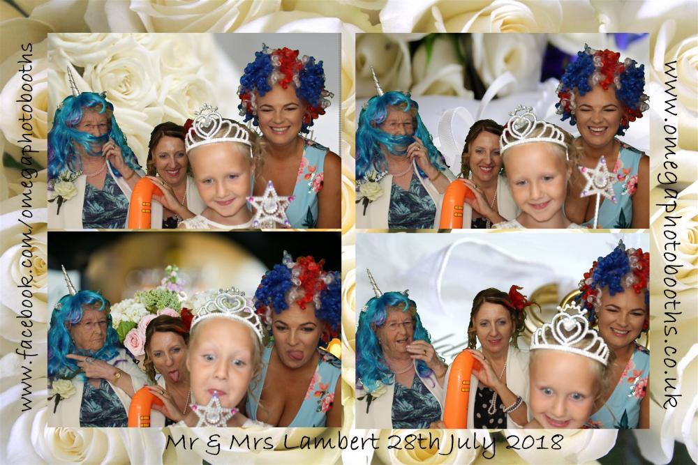 Hannah & Mikes Wedding | View more photos from the event at gallery.omegaphotobooths.co.uk/u/Omega-Photobooths/Hannah-Mikes-Wedding